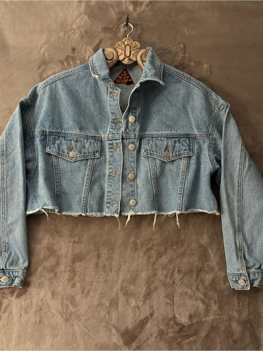 Signature Light Blue Cropped Denim Jean Jacket Womenโs Size M/L